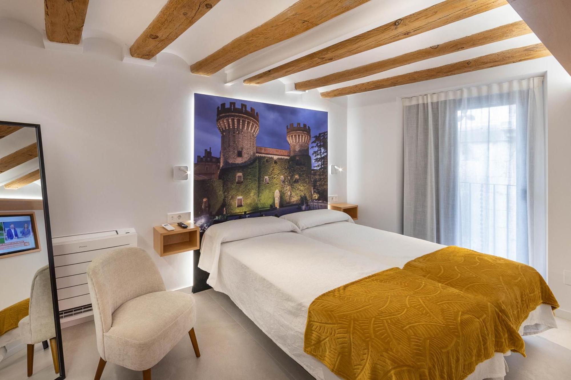 C&C Apartments Figueres  Exteriér fotografie