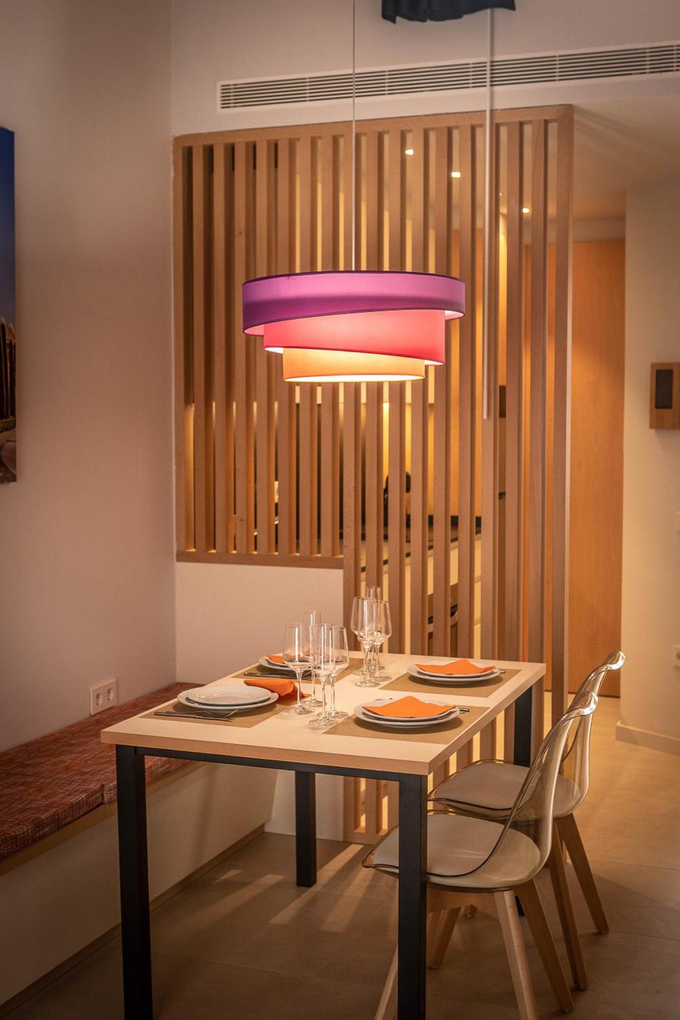 C&C Apartments Figueres  Exteriér fotografie
