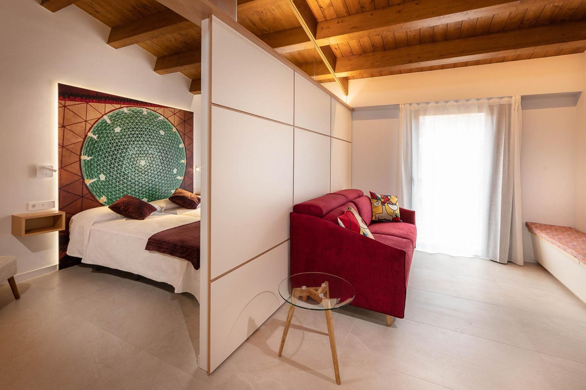 C&C Apartments Figueres  Exteriér fotografie