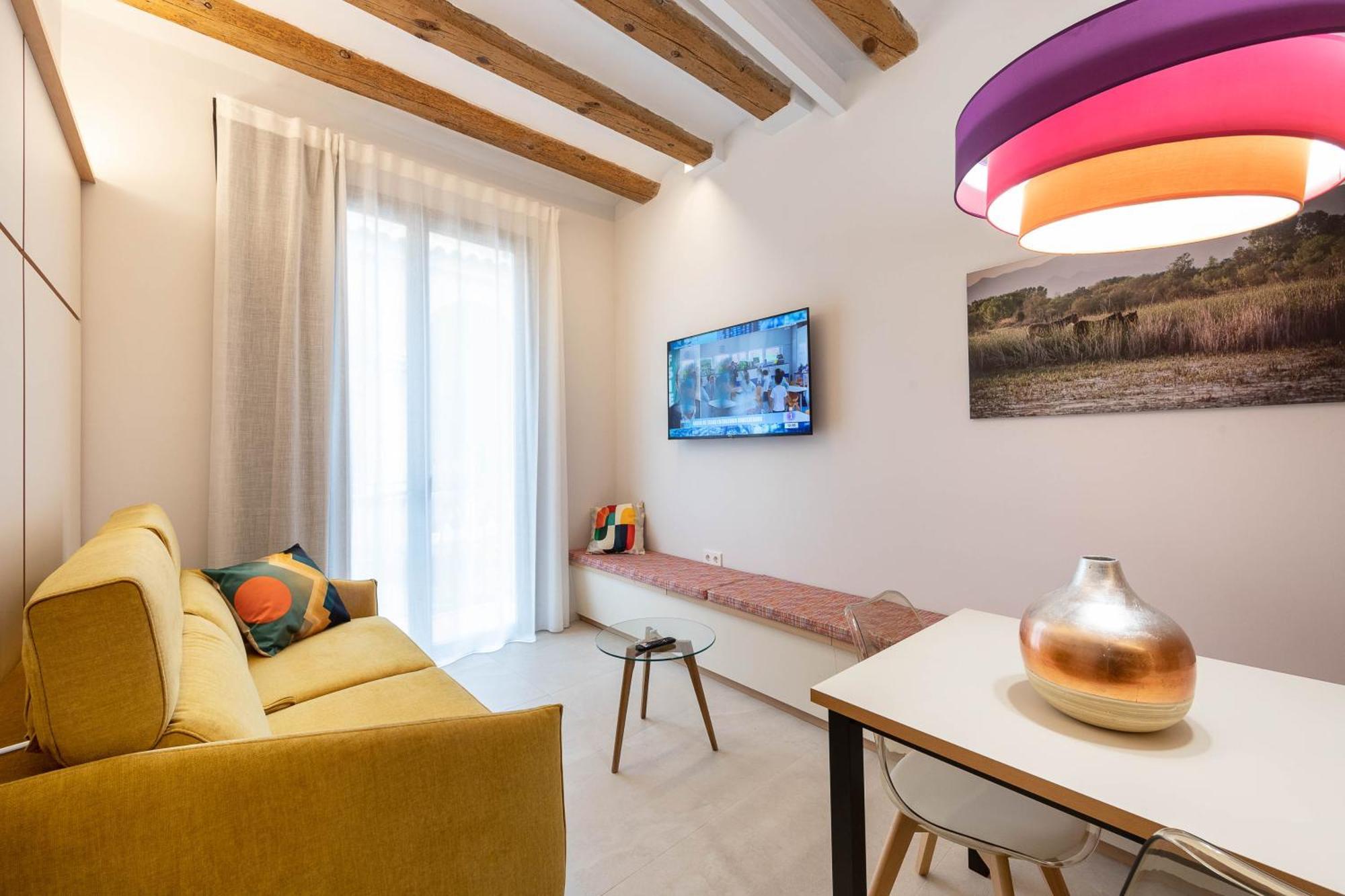 C&C Apartments Figueres  Exteriér fotografie